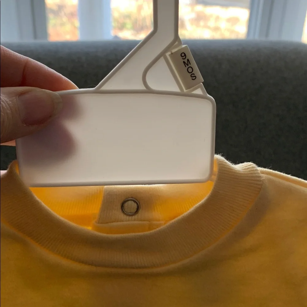 NWOT Baby Safari Yellow Romper onesie - Picture 3 of 6